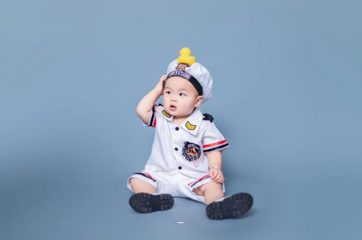 江山宝宝老摇头怎么回事